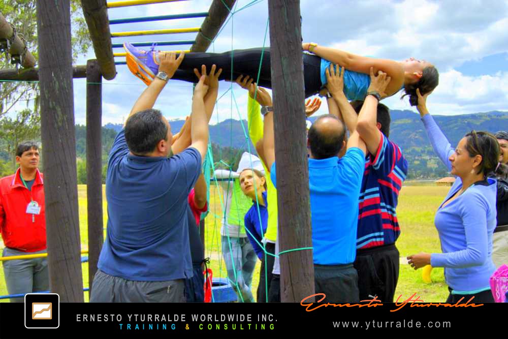 Taller Vivencial para equipos colaborativos orientado al compromiso y resultados sostenibles
