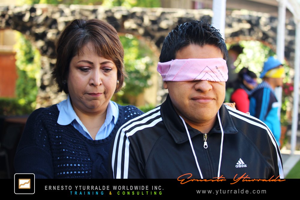Taller de Cuerdas Bajas orientado a integración, confianza y conexión entre colaboradores