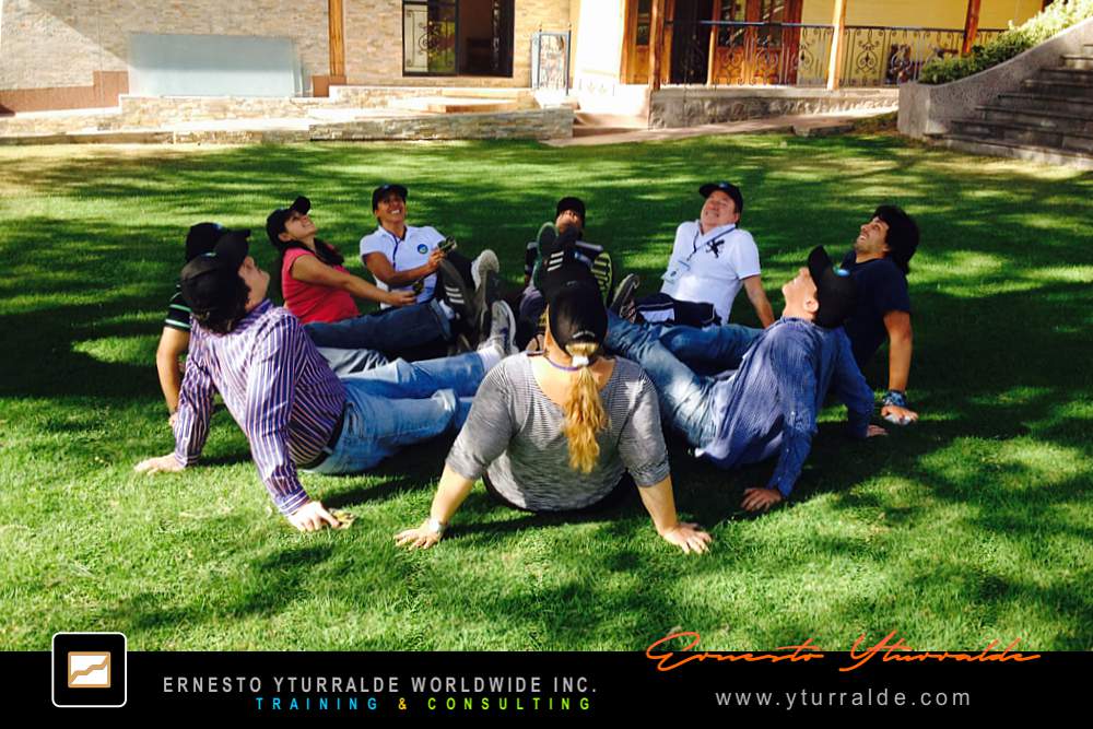 Talleres Vivenciales corporativos en LATAM para desarrollar habilidades, colaboración y comunicación