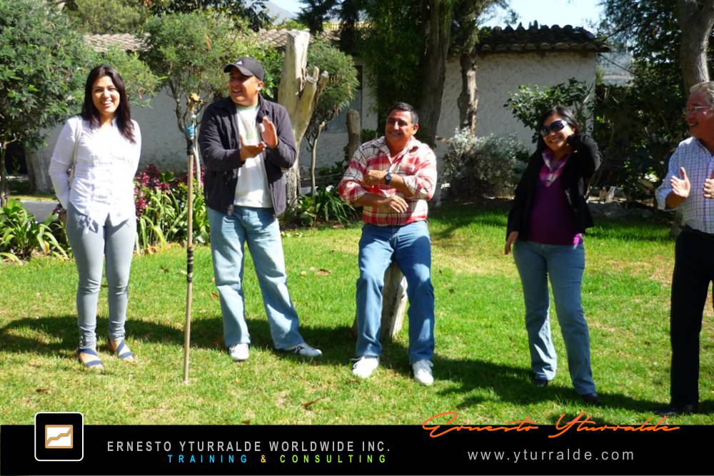 Team Building empresarial con experiencias vivenciales para integración y compromiso