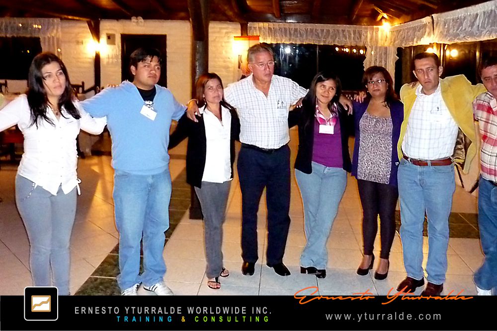 Taller Vivencial para líderes y equipos orientado a comunicación, confianza y resultados