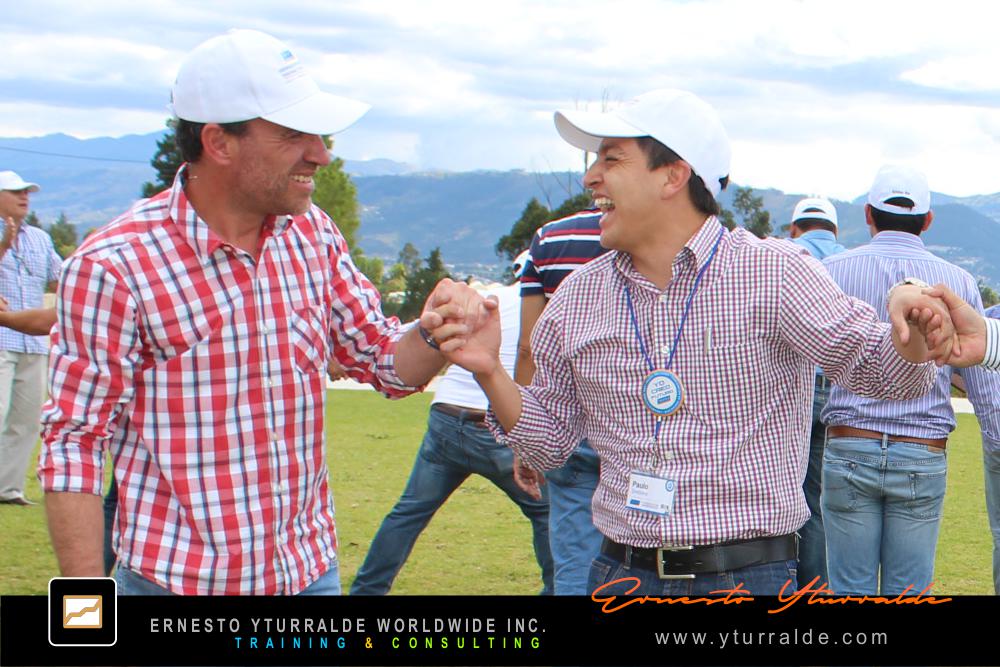 Experiencia lúdica empresarial con impacto positivo en integración y desempeño de equipos