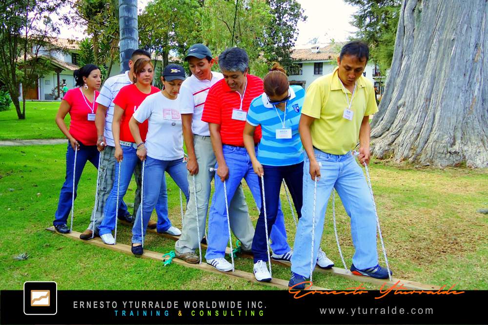Team Building empresarial outdoor con jornadas vivenciales de alto valor para equipos
